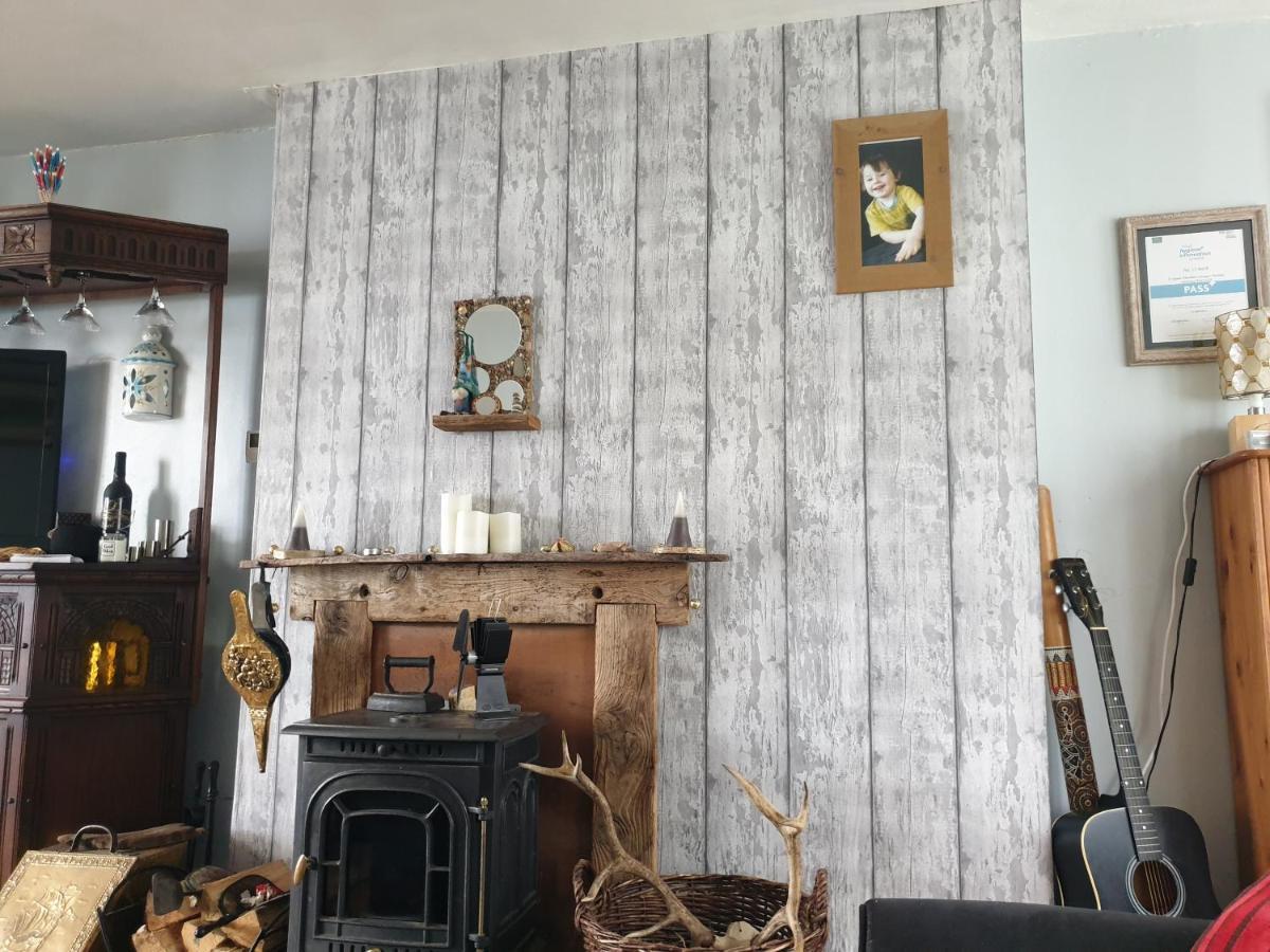 אינוורארי Quirky Lochside Home מראה חיצוני תמונה